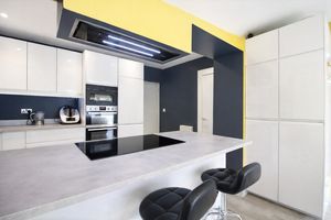 Kitchen- click for photo gallery